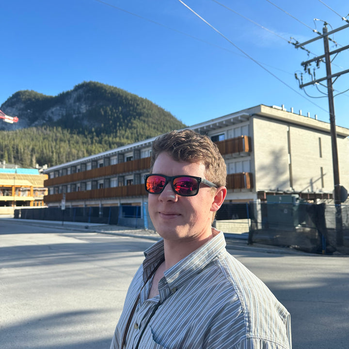 #color_stealth-black